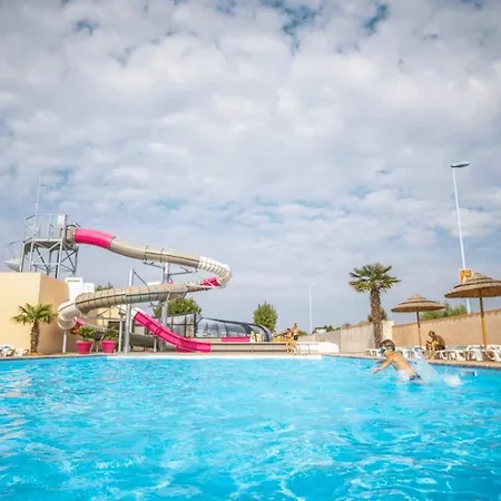 Camping Zecamping Animaux Acceptes Club Enfant Espace Aquatique *