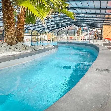 Zecamping Animaux Acceptes Club Enfant Espace Aquatique 캠프장 *